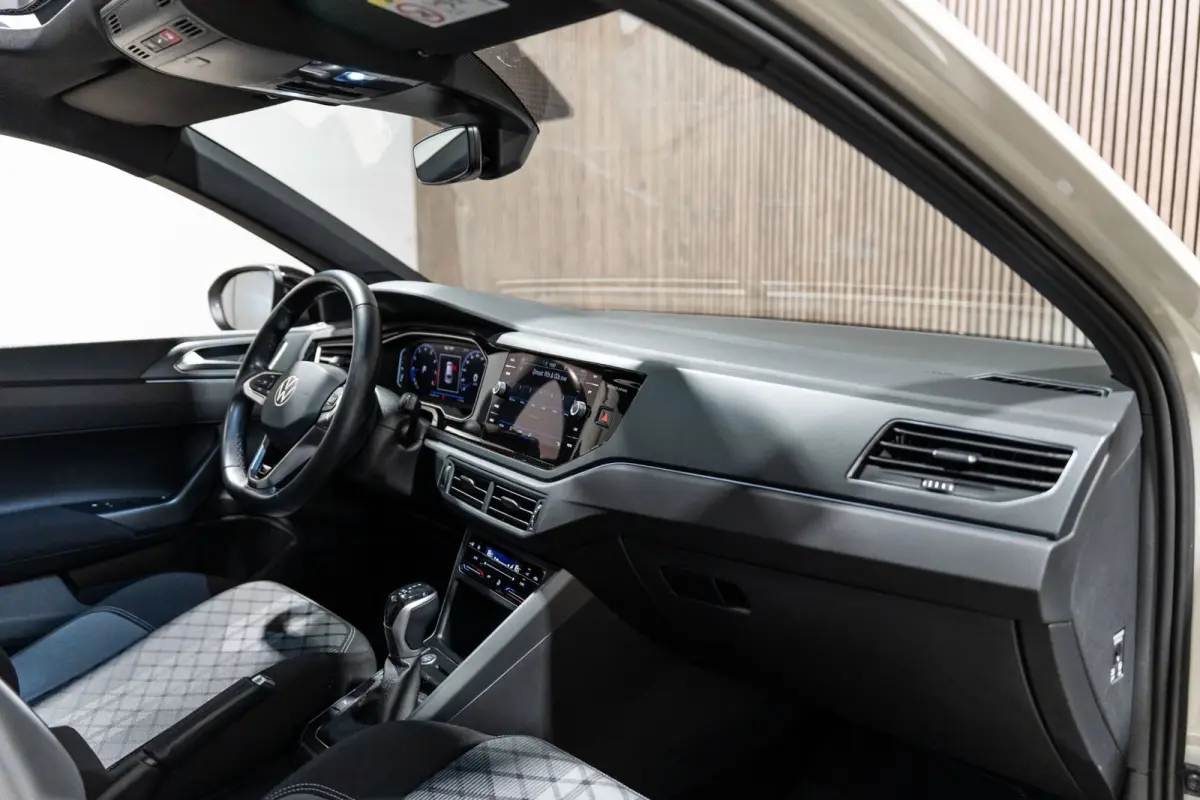 1.5 TSI R-Line DSG PANO IQ