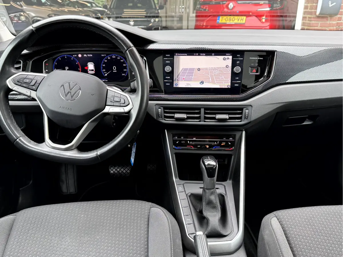 1.0 TSI Life Business NL. Auto, Panoramadak, IQ Light, Virt.Dash