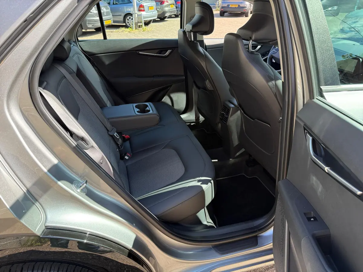 1.6 GDi Hybrid DynamicLine | NAVI | CAMERA | CLIMATE & CRUISE CONTROLE | ETC...