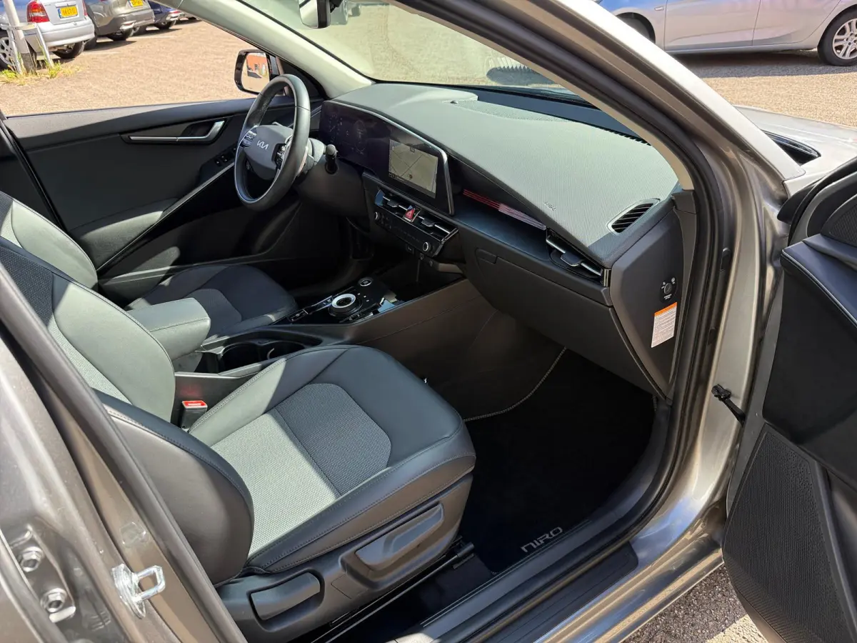 1.6 GDi Hybrid DynamicLine | NAVI | CAMERA | CLIMATE & CRUISE CONTROLE | ETC...