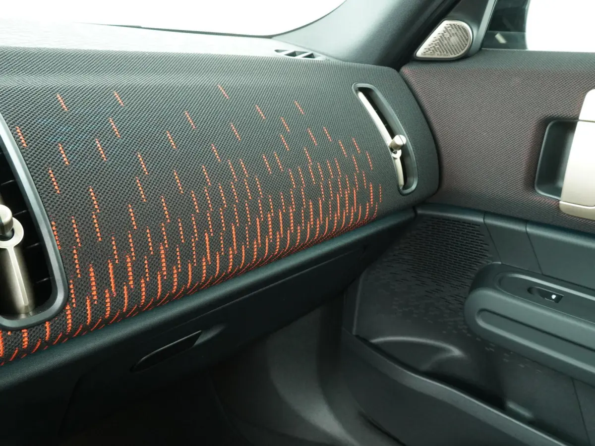 C JCW Trim | Pakket XL| Glazen Panoramadak | Trekhaak Elektrisch | Stuur & Stoelverwarming | Harman Kardon | Head-Up Display | Active Cruise Control |
