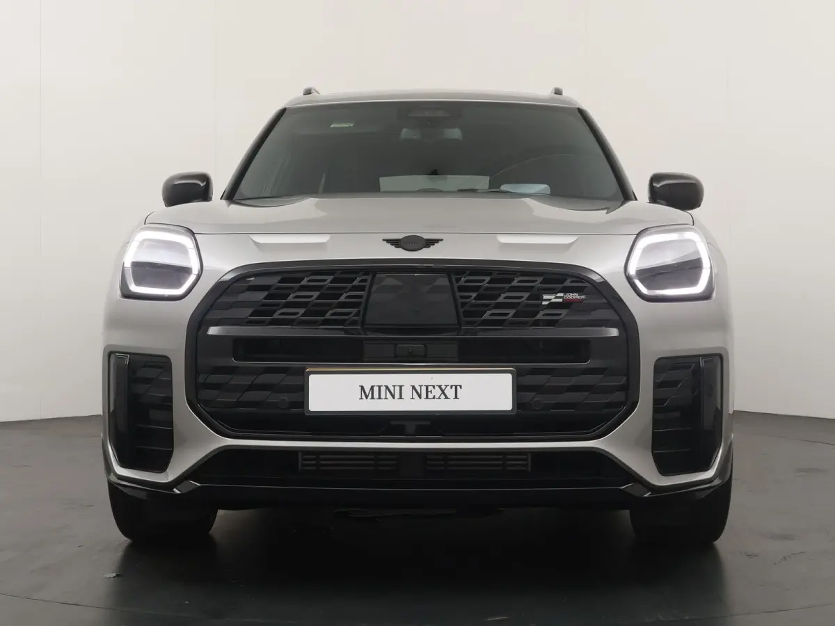C JCW Trim | Pakket XL| Glazen Panoramadak | Trekhaak Elektrisch | Stuur & Stoelverwarming | Harman Kardon | Head-Up Display | Active Cruise Control |