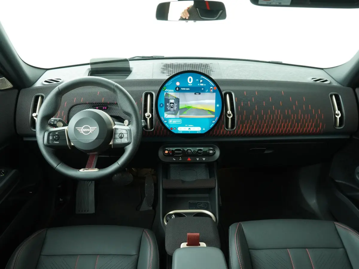 C JCW Trim | Pakket XL| Glazen Panoramadak | Trekhaak Elektrisch | Stuur & Stoelverwarming | Harman Kardon | Head-Up Display | Active Cruise Control |