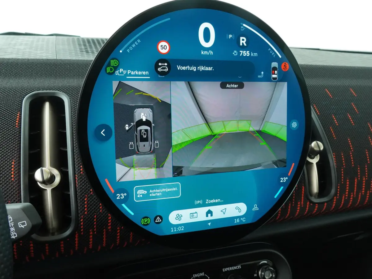 C JCW Trim | Pakket XL| Glazen Panoramadak | Trekhaak Elektrisch | Stuur & Stoelverwarming | Harman Kardon | Head-Up Display | Active Cruise Control |