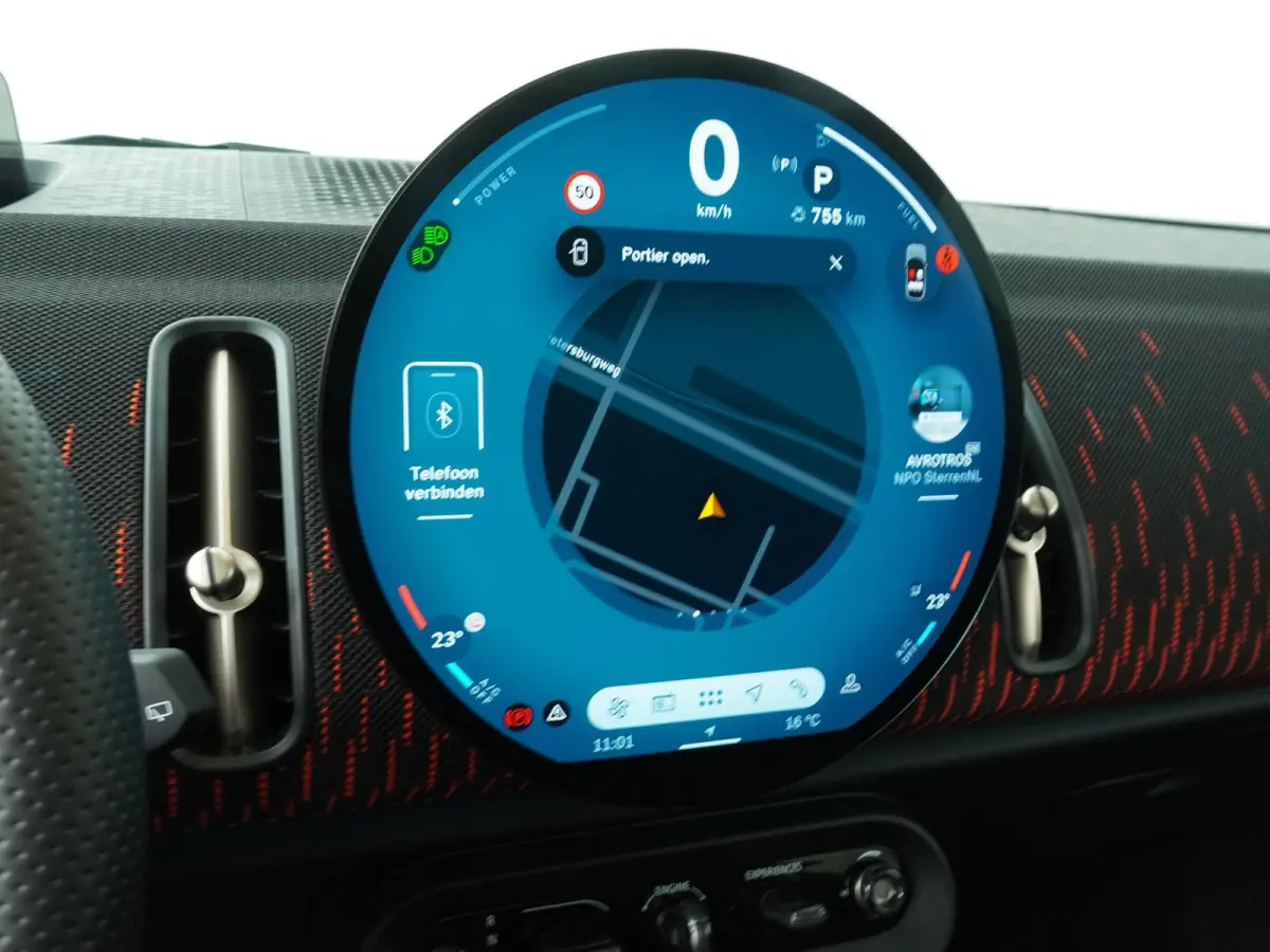 C JCW Trim | Pakket XL| Glazen Panoramadak | Trekhaak Elektrisch | Stuur & Stoelverwarming | Harman Kardon | Head-Up Display | Active Cruise Control |