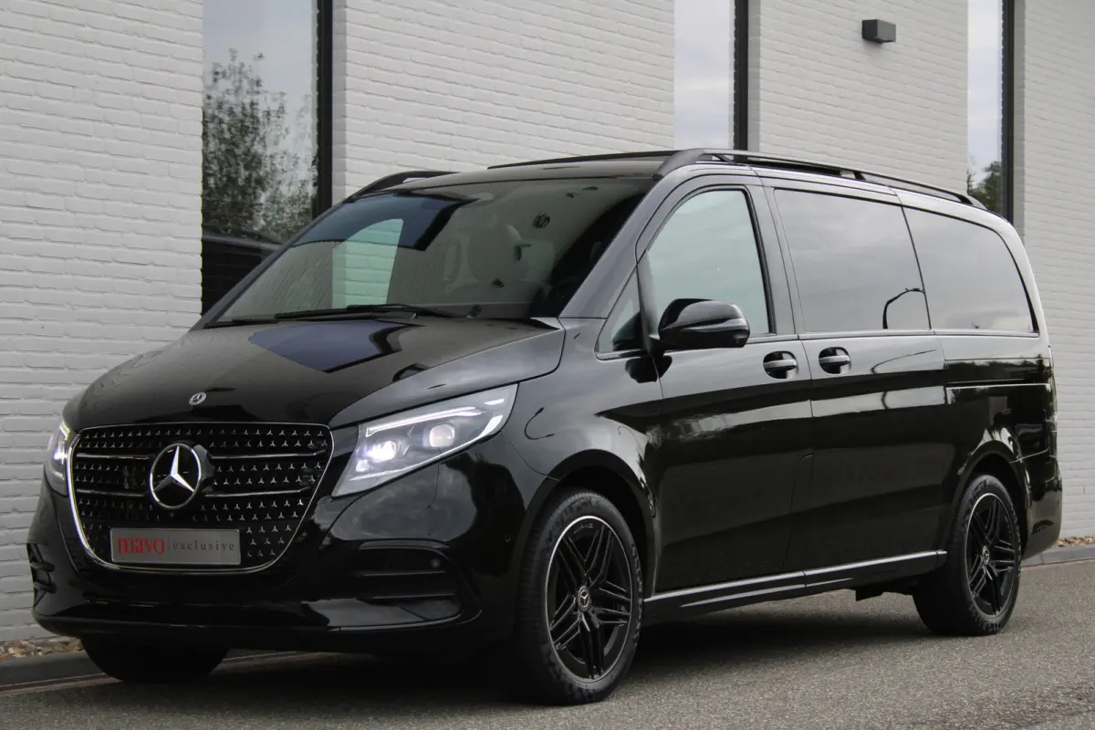300d / DC / AMG / 4-Matic / Panorama / Elec Stoelen / Burmester / Vol Opties / NIEUWSTAAT
