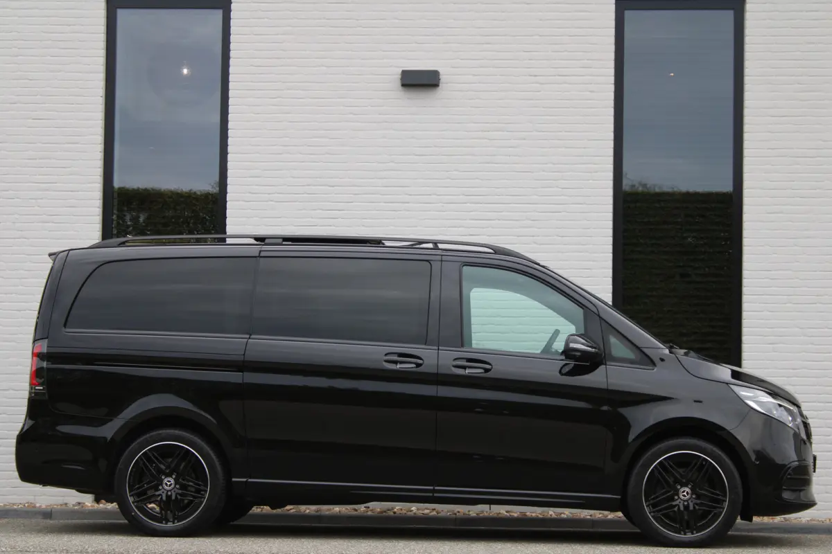 300d / DC / AMG / 4-Matic / Panorama / Elec Stoelen / Burmester / Vol Opties / NIEUWSTAAT