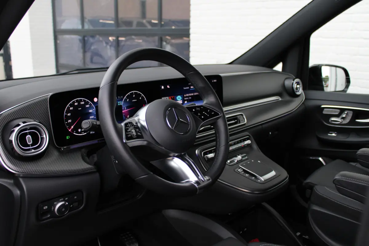 300d / DC / AMG / 4-Matic / Panorama / Elec Stoelen / Burmester / Vol Opties / NIEUWSTAAT