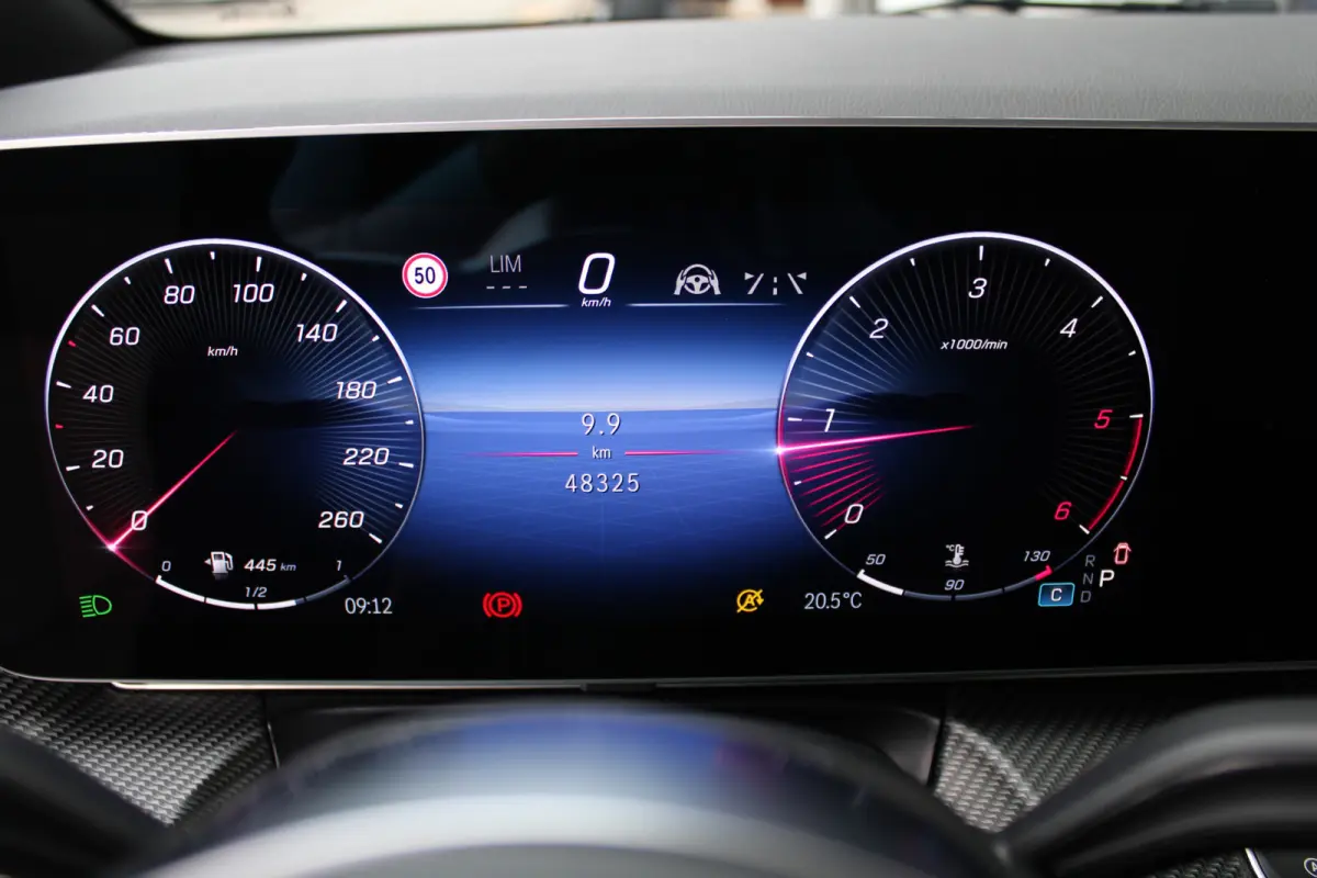 300d / DC / AMG / 4-Matic / Panorama / Elec Stoelen / Burmester / Vol Opties / NIEUWSTAAT