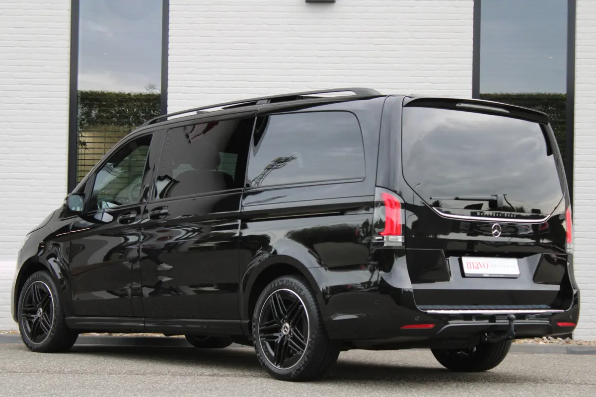 300d / DC / AMG / 4-Matic / Panorama / Elec Stoelen / Burmester / Vol Opties / NIEUWSTAAT