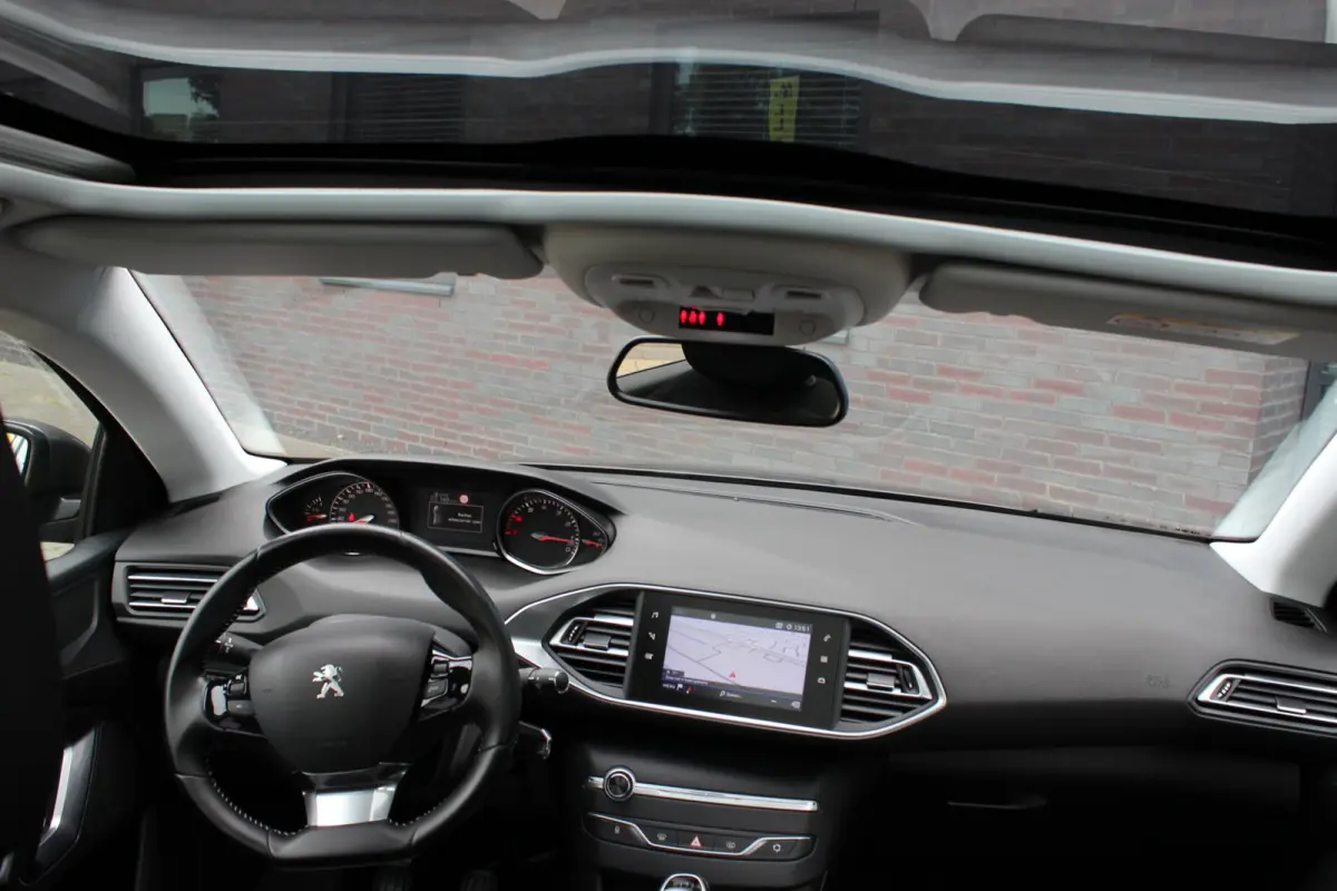 1.2 PureTech Blue Lease Executive