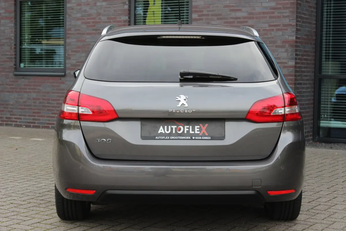 1.2 PureTech Blue Lease Executive