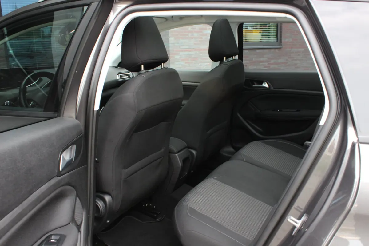 1.2 PureTech Blue Lease Executive