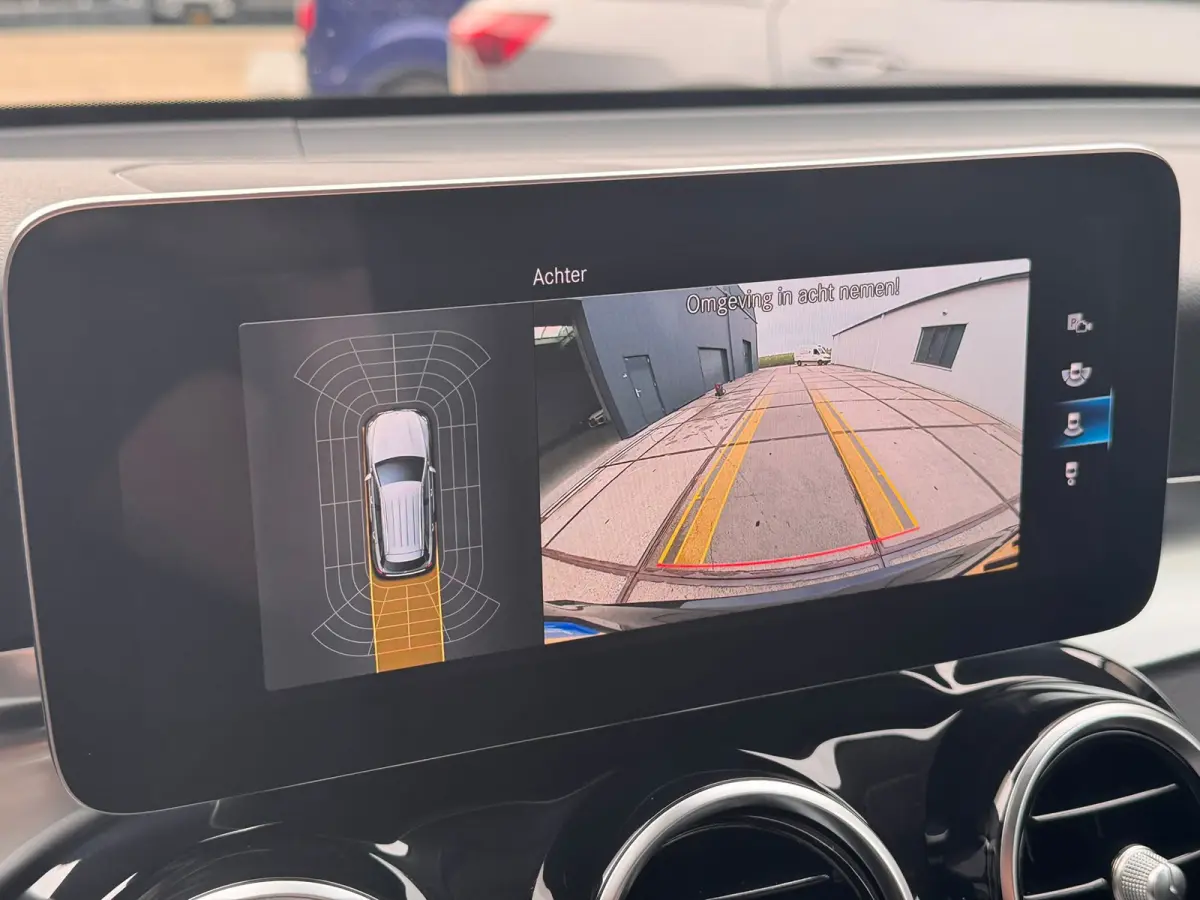 4MATIC l CAMERA l ADAPT.CRUISE l DODE HOEK l TREKHAAK l DEALER OND l