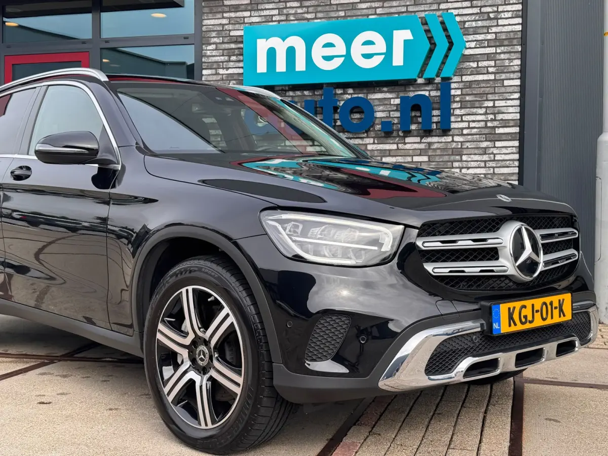 4MATIC l CAMERA l ADAPT.CRUISE l DODE HOEK l TREKHAAK l DEALER OND l