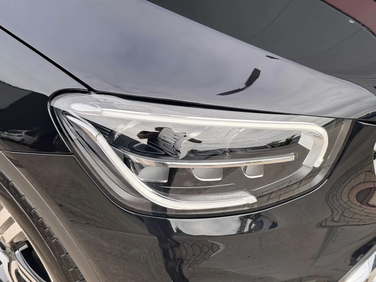4MATIC l CAMERA l ADAPT.CRUISE l DODE HOEK l TREKHAAK l DEALER OND l