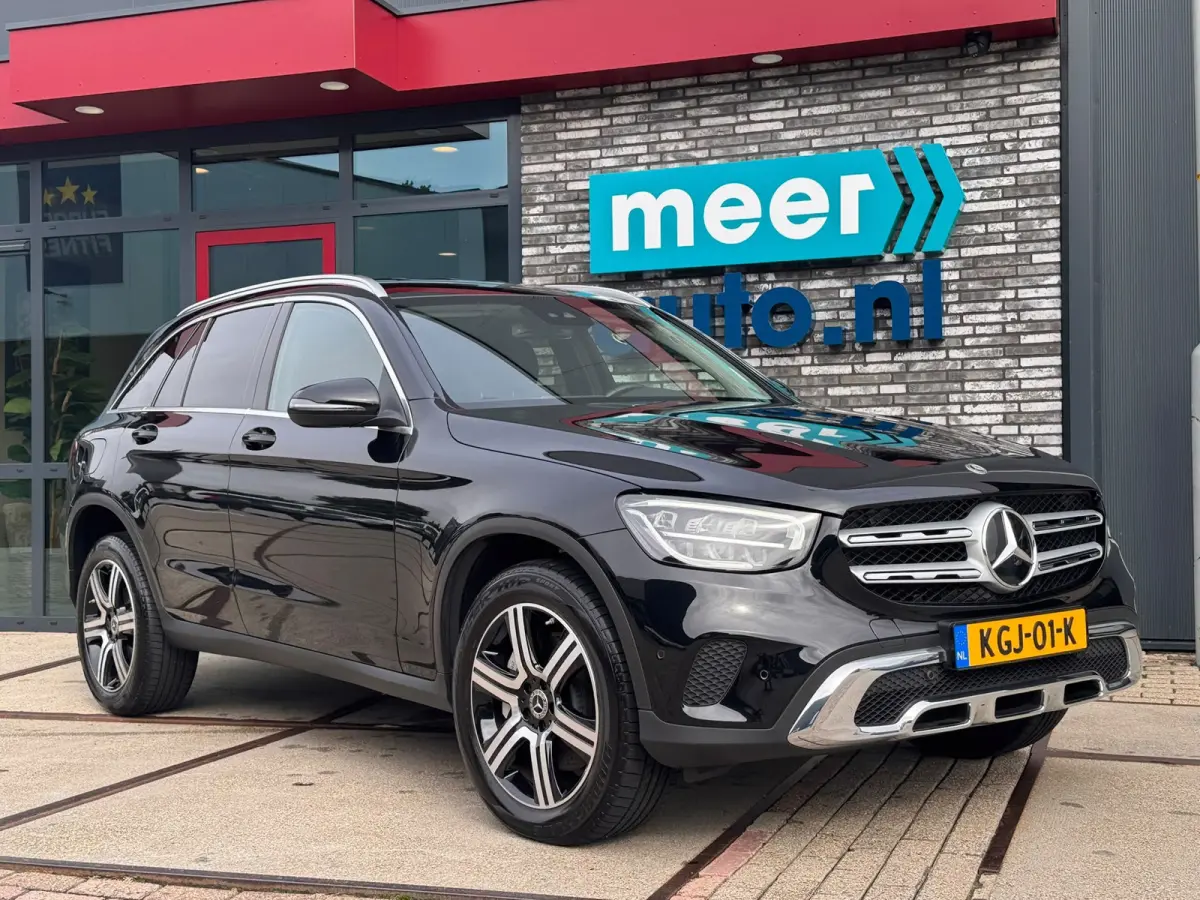 4MATIC l CAMERA l ADAPT.CRUISE l DODE HOEK l TREKHAAK l DEALER OND l