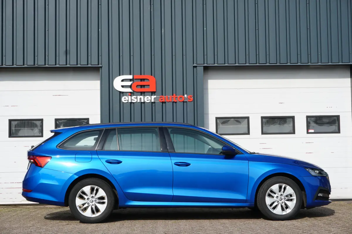 1.0 TSI Ambition | CARPLAY | KEYLESS | CLIMATE | DEALER ONDERHOUDEN |