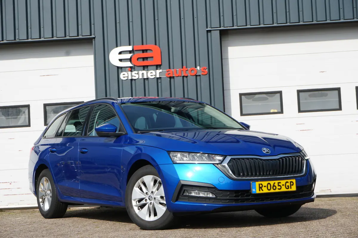 1.0 TSI Ambition | CARPLAY | KEYLESS | CLIMATE | DEALER ONDERHOUDEN |