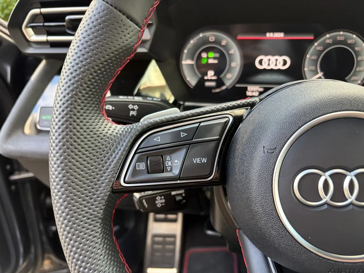 TFSI e 150 kW S line | Trekhaak | Sonos | Leer | Camera achter | Keyless | Matrix | Side assist | Adap cruise |