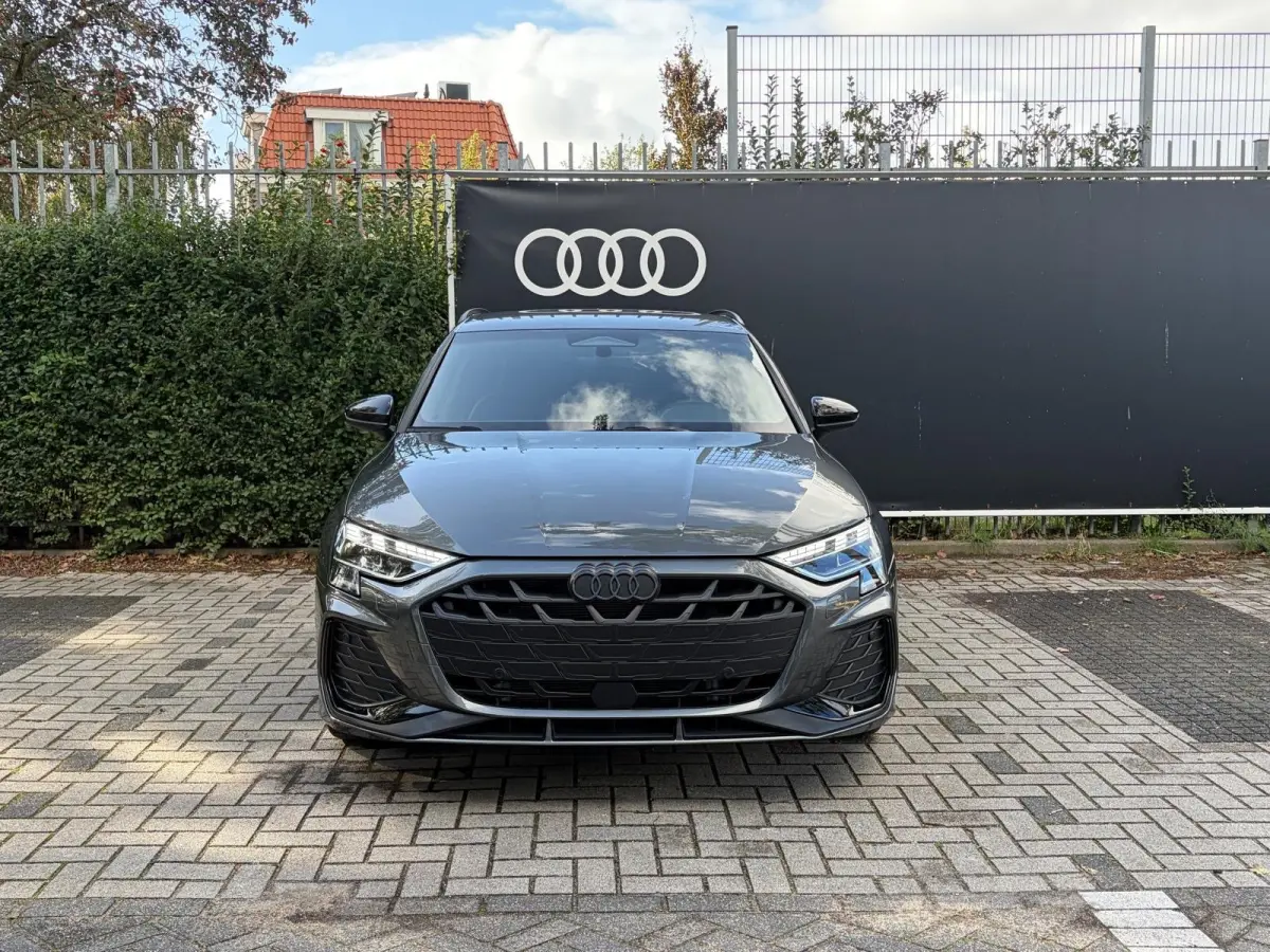 TFSI e 150 kW S line | Trekhaak | Sonos | Leer | Camera achter | Keyless | Matrix | Side assist | Adap cruise |