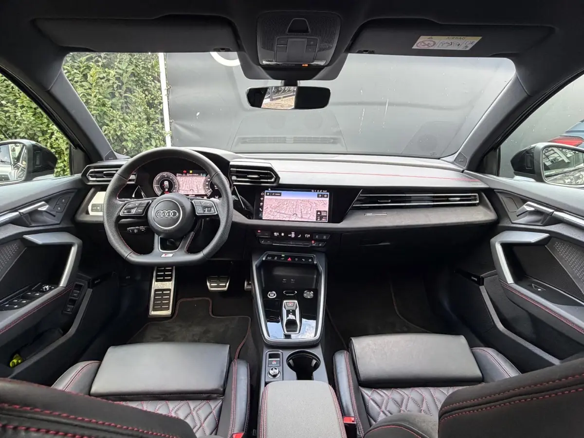 TFSI e 150 kW S line | Trekhaak | Sonos | Leer | Camera achter | Keyless | Matrix | Side assist | Adap cruise |