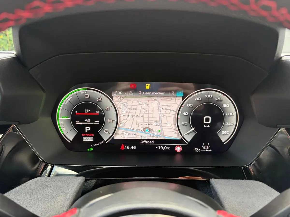 TFSI e 150 kW S line | Trekhaak | Sonos | Leer | Camera achter | Keyless | Matrix | Side assist | Adap cruise |