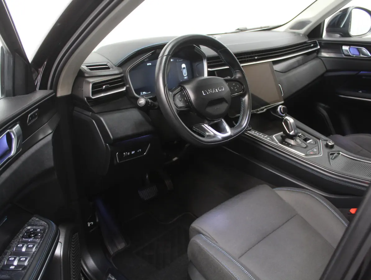 1.5 CARPLAY | CLIMATE | STOELVERW | 360CAMERA | PANODAK | WIFI | LED | DAB | NAVI | ELECSTOEL+MEM | ELECAKLEP | ADAPCRUISE