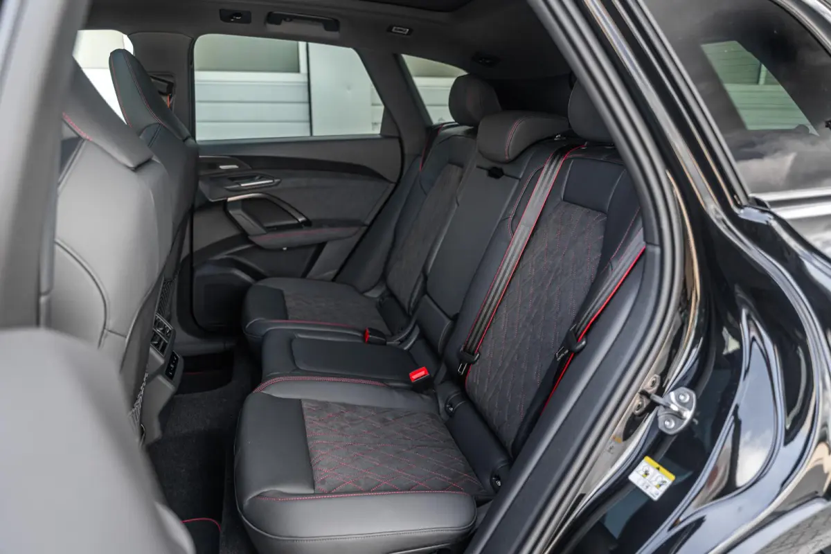 2.0 TFSI e-hybrid quattro S Edition Competition | Multimedia Pack | Panoramadak
