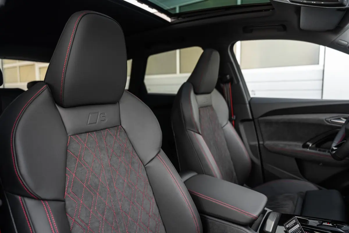 2.0 TFSI e-hybrid quattro S Edition Competition | Multimedia Pack | Panoramadak