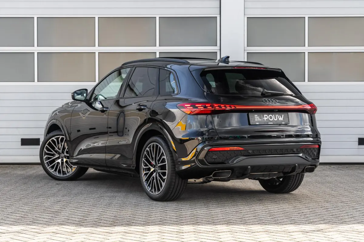2.0 TFSI e-hybrid quattro S Edition Competition | Multimedia Pack | Panoramadak