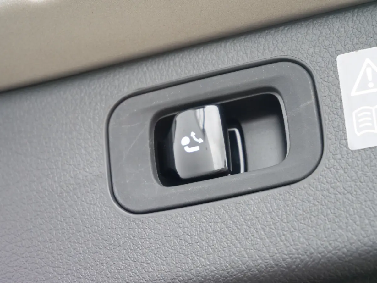 300 e AMG Line 313 Pk Automaat Navi / DAB / Apple Carplay / Trekhaak