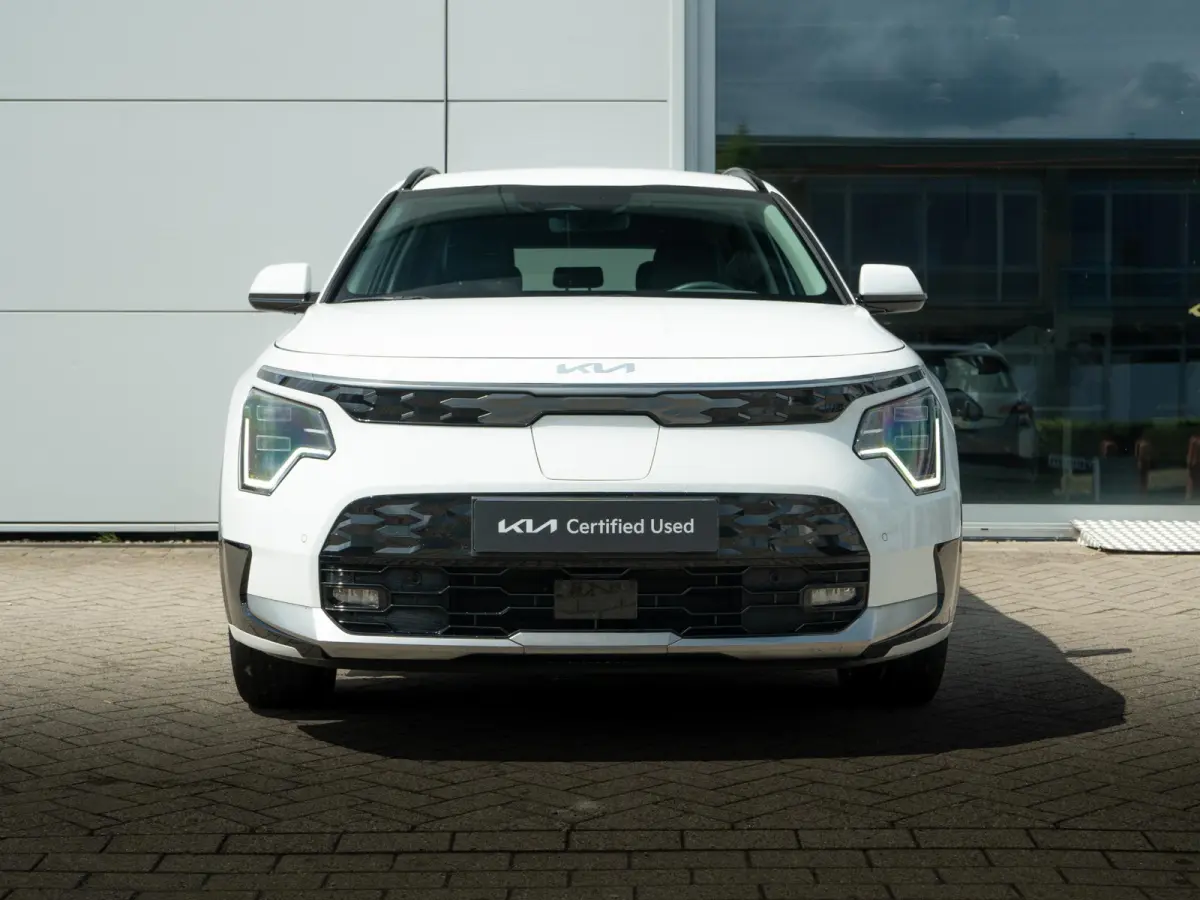 Edition Advanced 64.8 kWh | Stoel en stuurverwarming | Navigatie |
