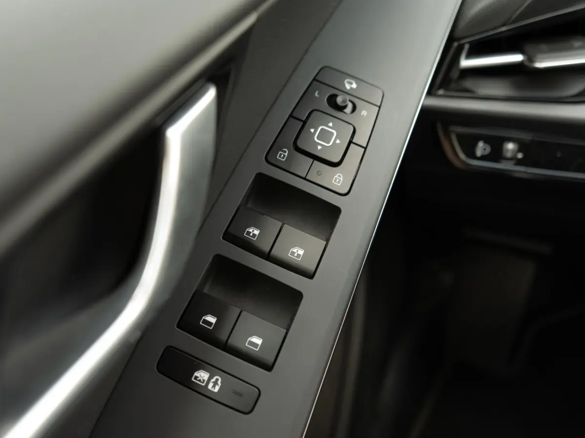 Edition Advanced 64.8 kWh | Stoel en stuurverwarming | Navigatie |