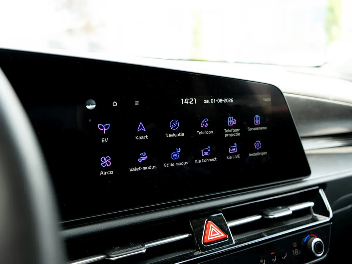 Edition Advanced 64.8 kWh | Stoel en stuurverwarming | Navigatie |