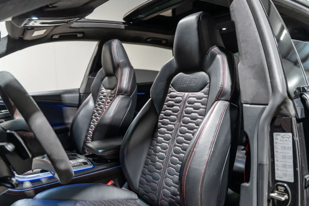 4.0 TFSI RS Q8 quattro Pano Keramisch CARBON B&O 3D FULL