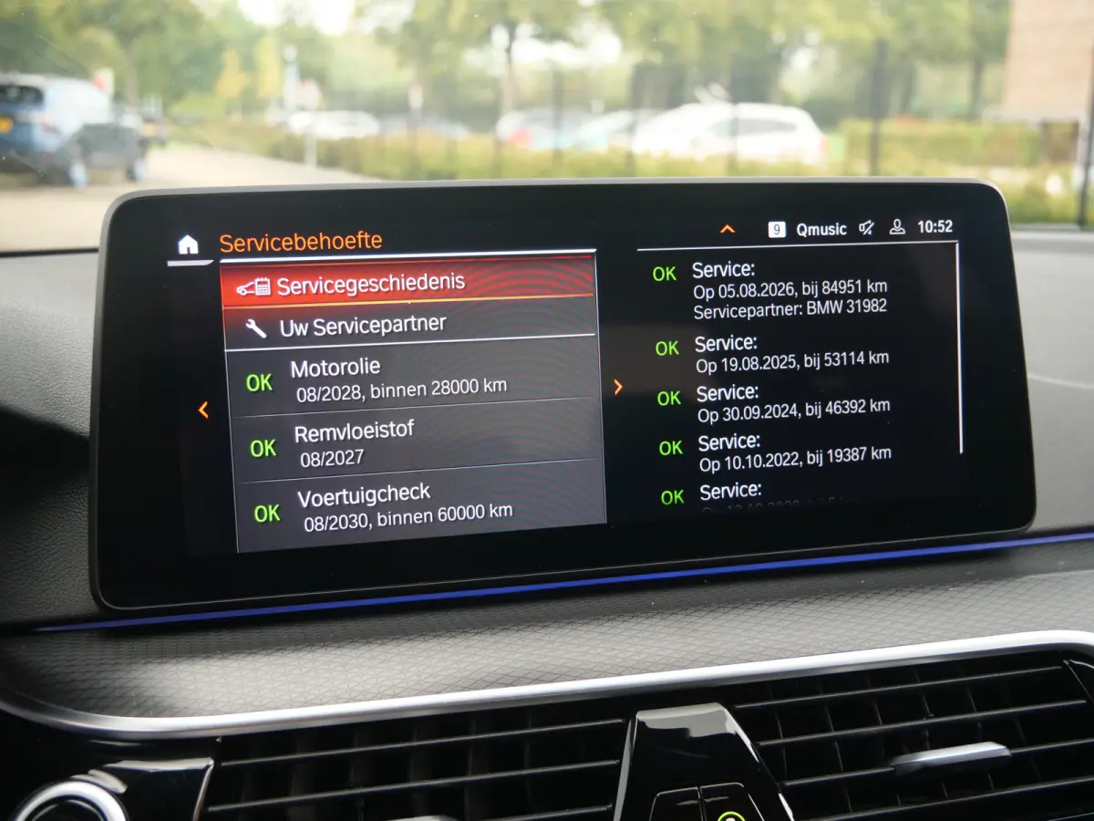 520i High Executive Edition 184 Pk Automaat M-pakket / Navi / DAB / Apple Carplay / Leer