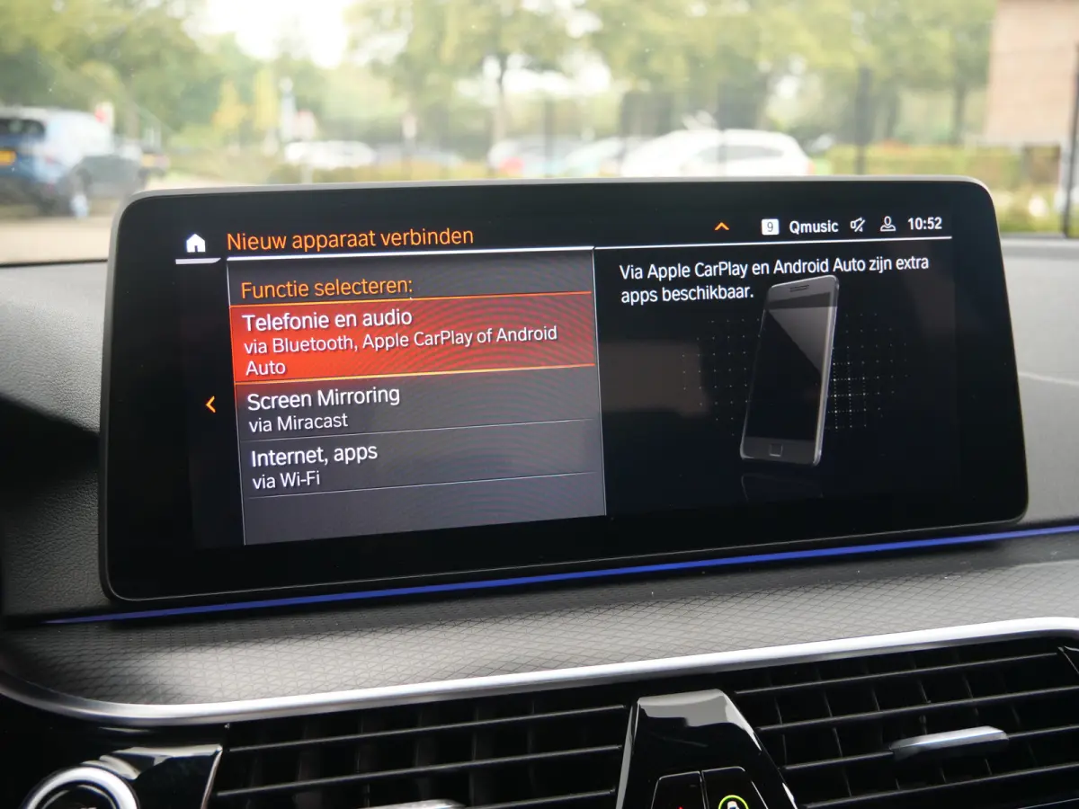 520i High Executive Edition 184 Pk Automaat M-pakket / Navi / DAB / Apple Carplay / Leer