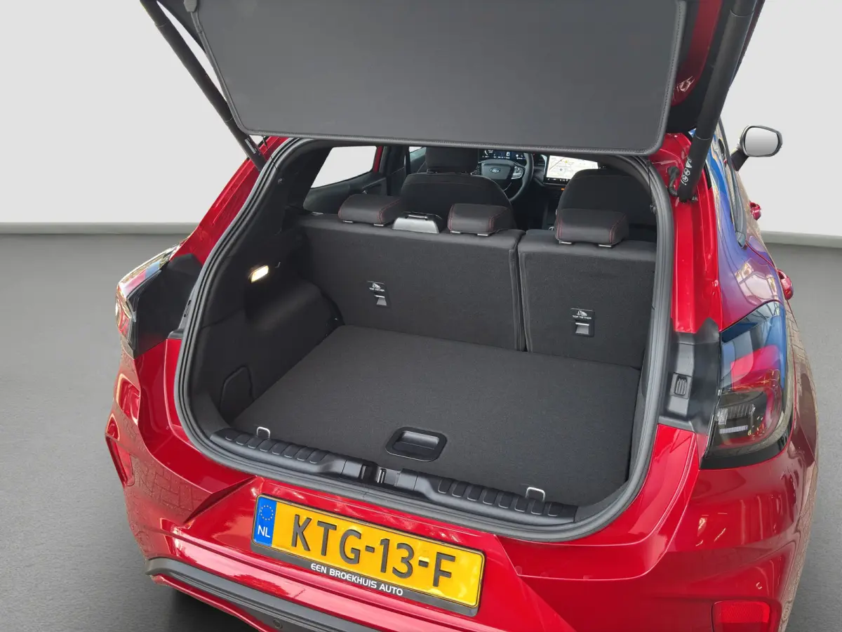 1.0 ST-Line 155pk | Black Pack | Stoelverwarming | Camera | Cruise Control | Apple Carplay