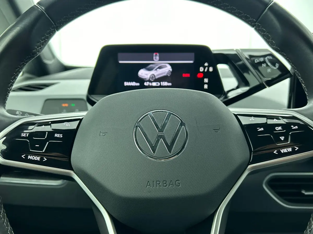 Pro Edition 58 kWh SOH 90 % Climate Control Navigatie Apple Carplay PDC VA + Camera Adaptive Cruise Control Full LED Stoel/Stuurverwarming Alcantara bekleding