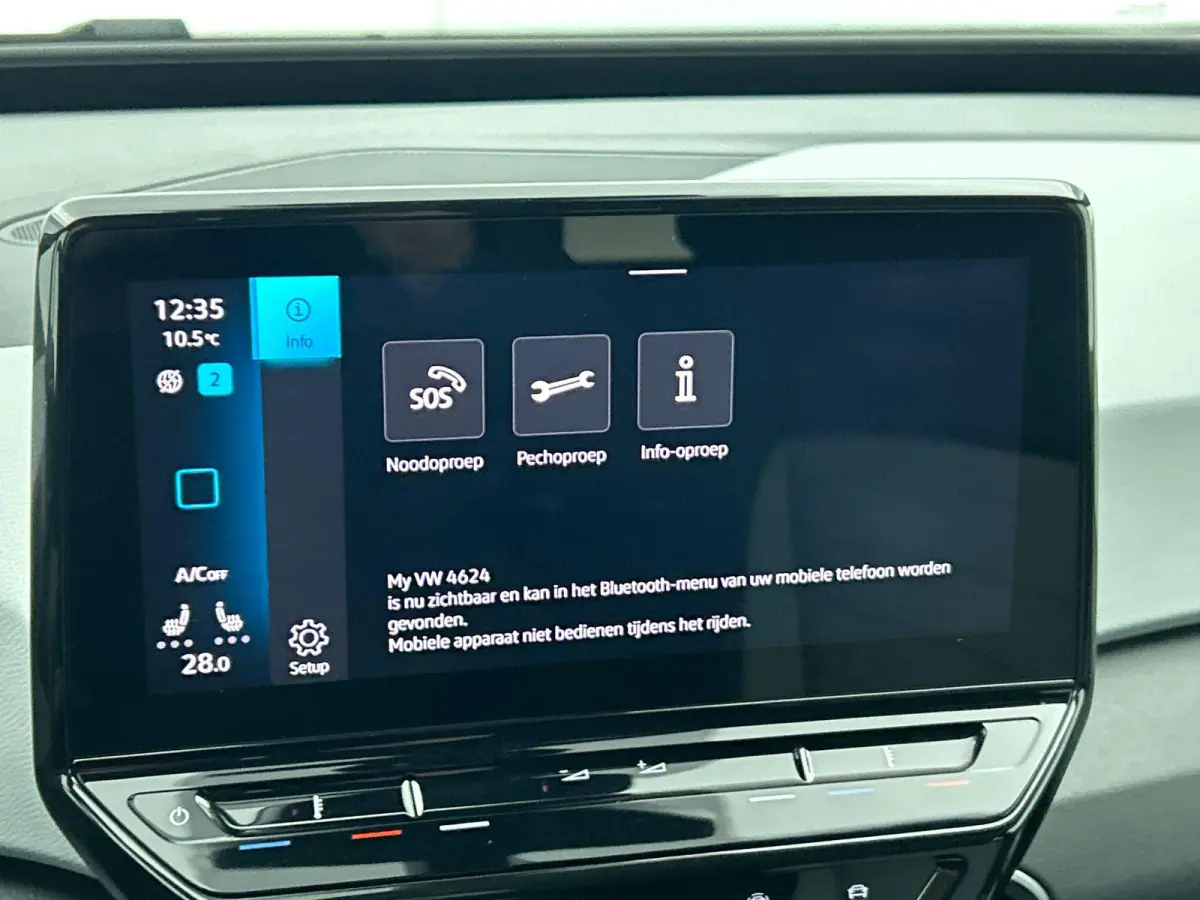 Pro Edition 58 kWh SOH 90 % Climate Control Navigatie Apple Carplay PDC VA + Camera Adaptive Cruise Control Full LED Stoel/Stuurverwarming Alcantara bekleding