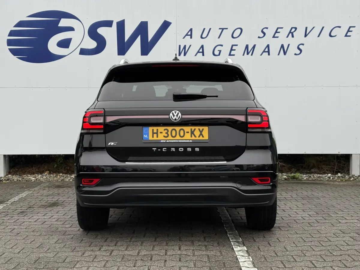1.0 TSI R-Line | ACC | Dodehoek | LED | DAB+ | 18 inch
