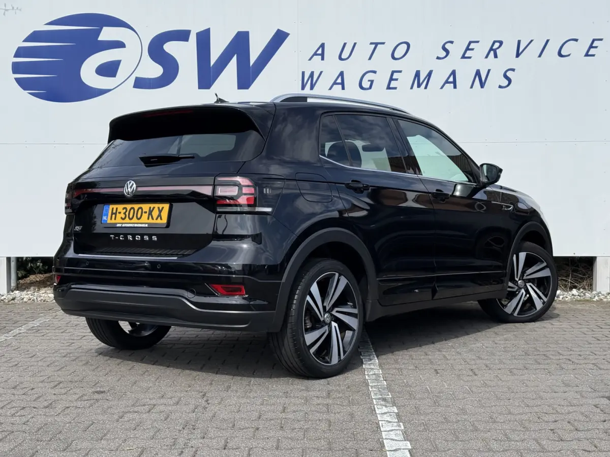 1.0 TSI R-Line | ACC | Dodehoek | LED | DAB+ | 18 inch