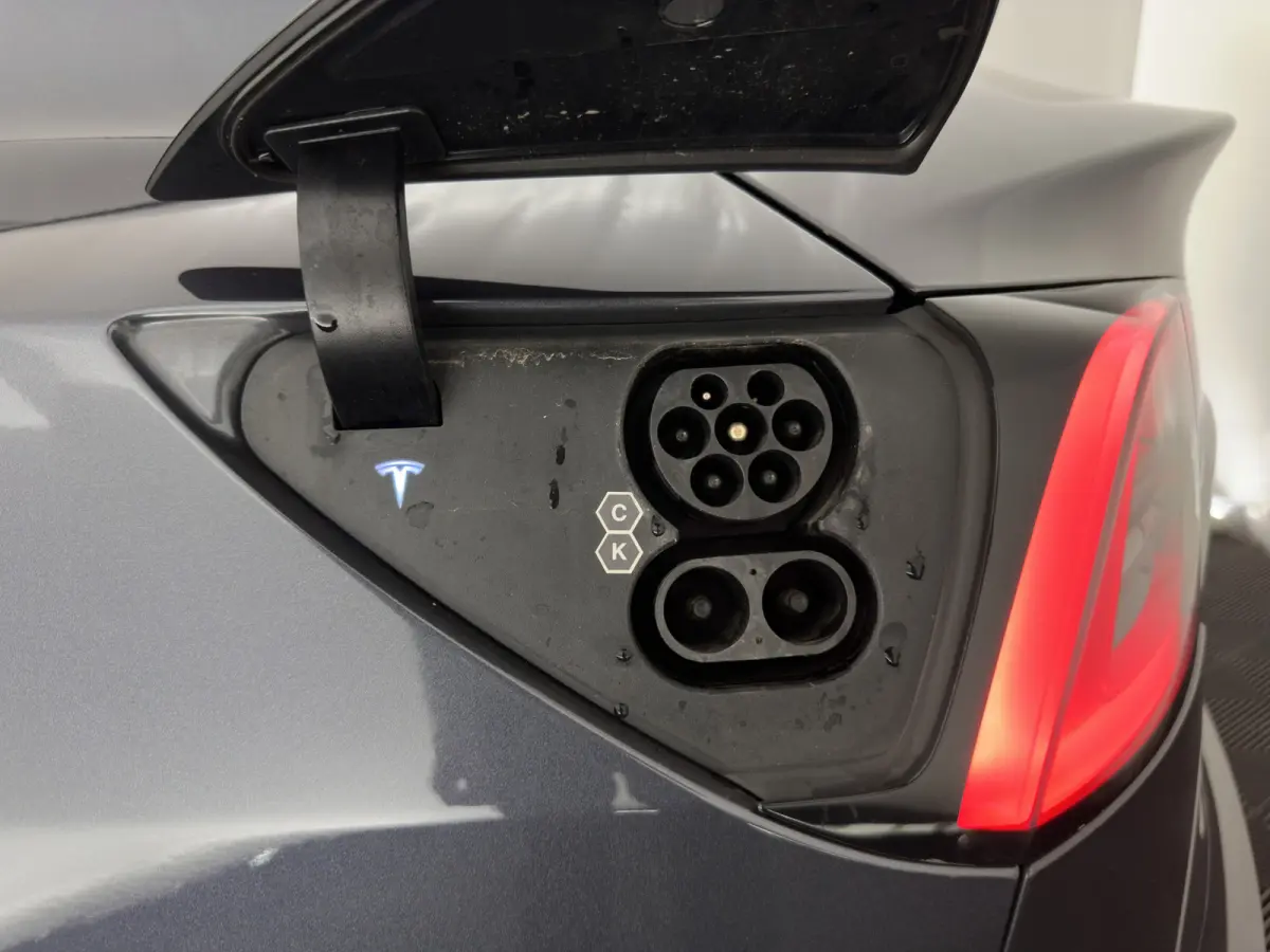 RWD 60 kWh [3-Fase-11kW] {SoH-88%} (INCL-BTW) Aut. *HEATPUMP | PANO | AUTOPILOT | LEATHER | KEYLESS | FULL-LED | MEMORY-PACK | TOPVIEW | DAB | CARPLAY | DIGI-COCKPIT | LANE-ASSIST | HEATED-C