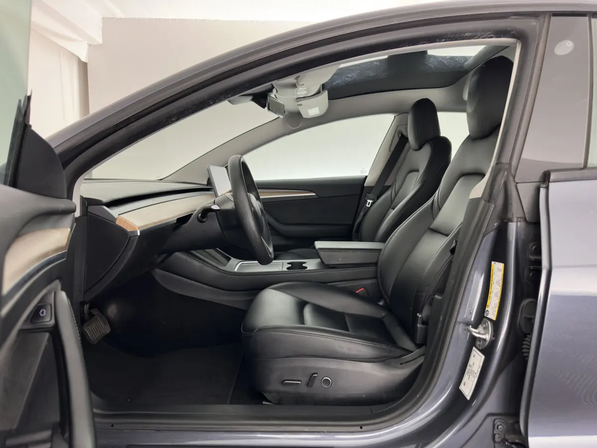 RWD 60 kWh [3-Fase-11kW] {SoH-88%} (INCL-BTW) Aut. *HEATPUMP | PANO | AUTOPILOT | LEATHER | KEYLESS | FULL-LED | MEMORY-PACK | TOPVIEW | DAB | CARPLAY | DIGI-COCKPIT | LANE-ASSIST | HEATED-C
