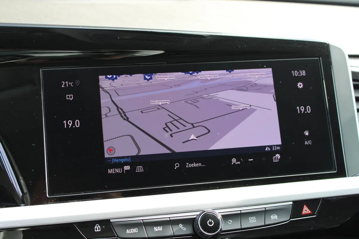 1.6 Turbo Plug-In Hybrid GS | Automaat | Lederen bekleding | Stoelverwarming + koeling | Camera voor + achter |