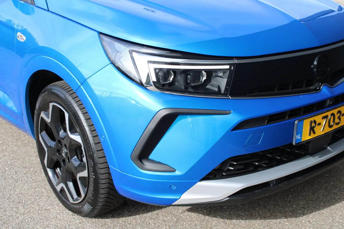 1.6 Turbo Plug-In Hybrid GS | Automaat | Lederen bekleding | Stoelverwarming + koeling | Camera voor + achter |