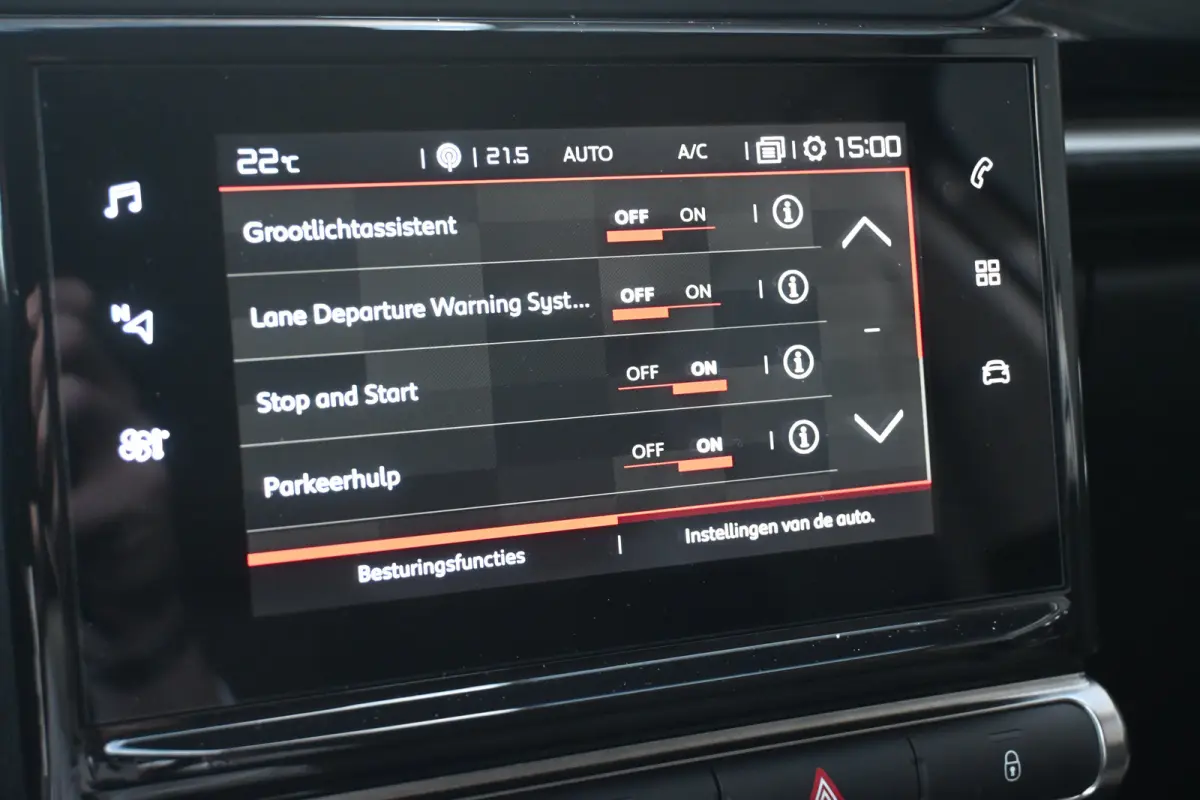 1.2 PureTech Business | Cruise control | Navi by app | DAB | Elektr. ramen voor | LMV 16" | Trekhaak