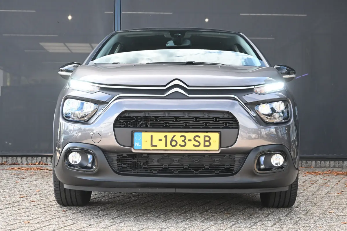 1.2 PureTech Business | Cruise control | Navi by app | DAB | Elektr. ramen voor | LMV 16" | Trekhaak