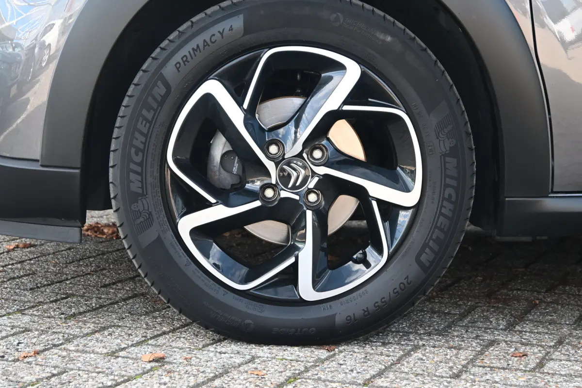 1.2 PureTech Business | Cruise control | Navi by app | DAB | Elektr. ramen voor | LMV 16" | Trekhaak